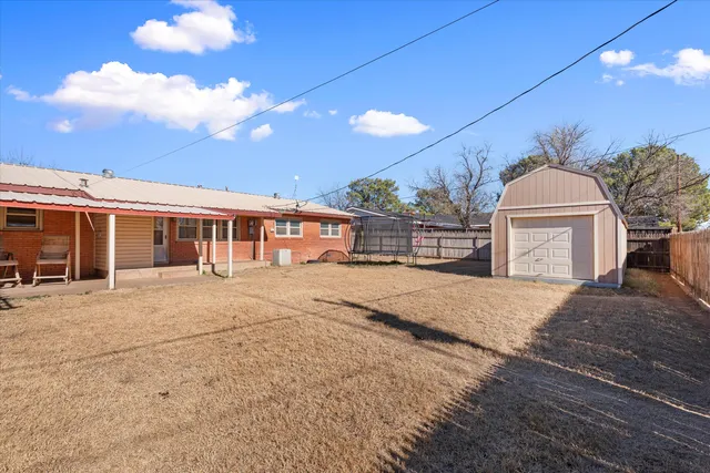 $210,000 | 804 2nd Street, Plains, TX 79355