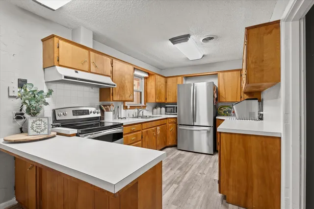 $210,000 | 804 2nd Street, Plains, TX 79355