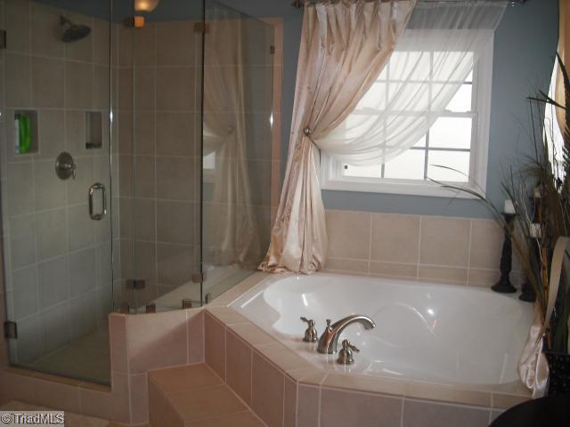 1906 Mountain View Road King, NC 27021 - Photo 13 of 16 Master Bath/Spa.