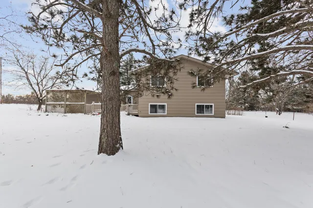 $539,000 | 730 127th Street Northeast, Monticello, MN 55362