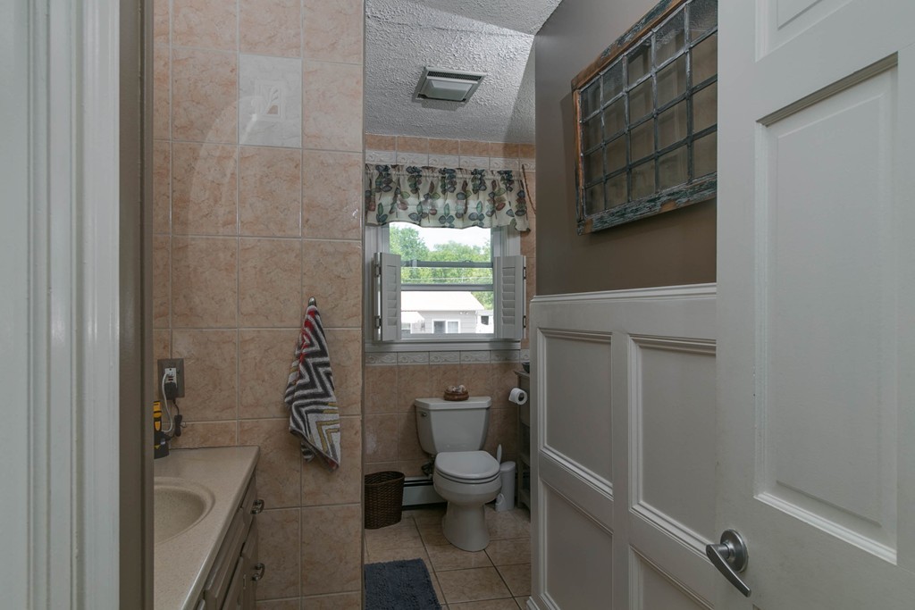 37 Erie Road Methuen, MA 01844 - Photo 21 of 24 Gallery Image 21