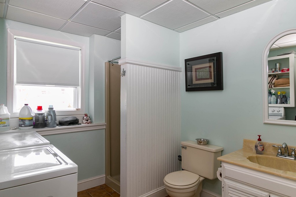 37 Erie Road Methuen, MA 01844 - Photo 22 of 24 Gallery Image 22