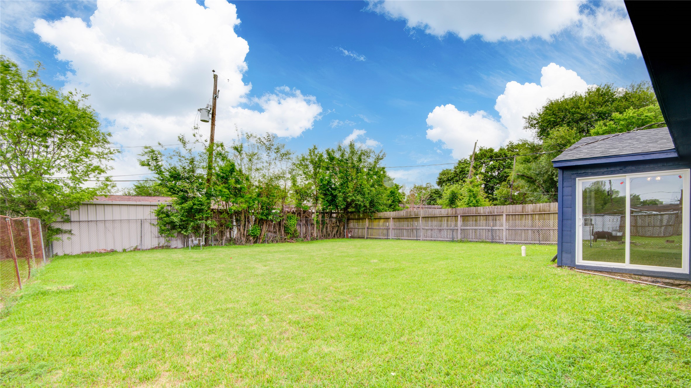 10611 Leitrim Way Houston, TX 77047 - Photo 25 of 28