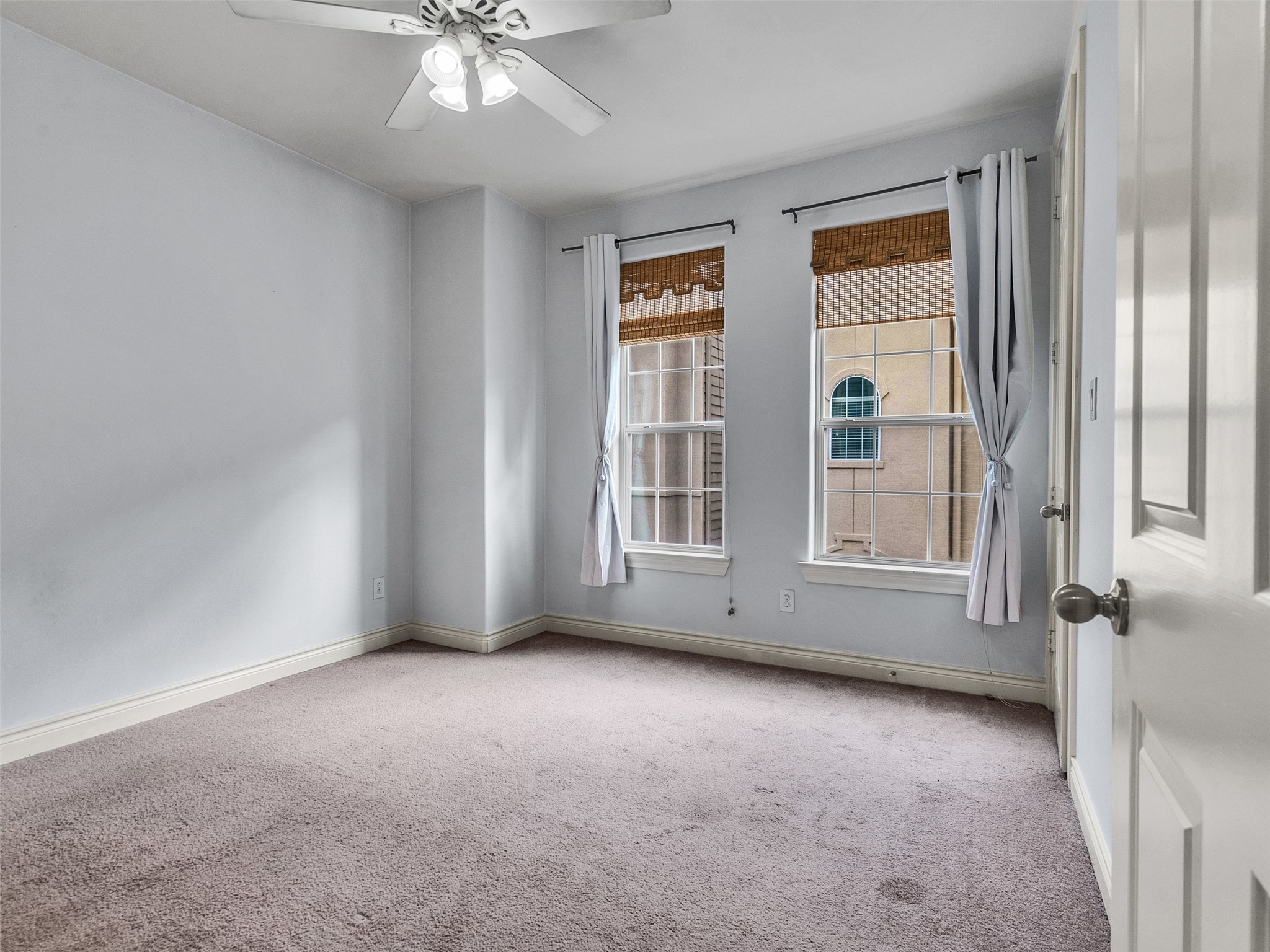 5976 Kansas Street Houston, TX 77007 - Photo 18 of 41