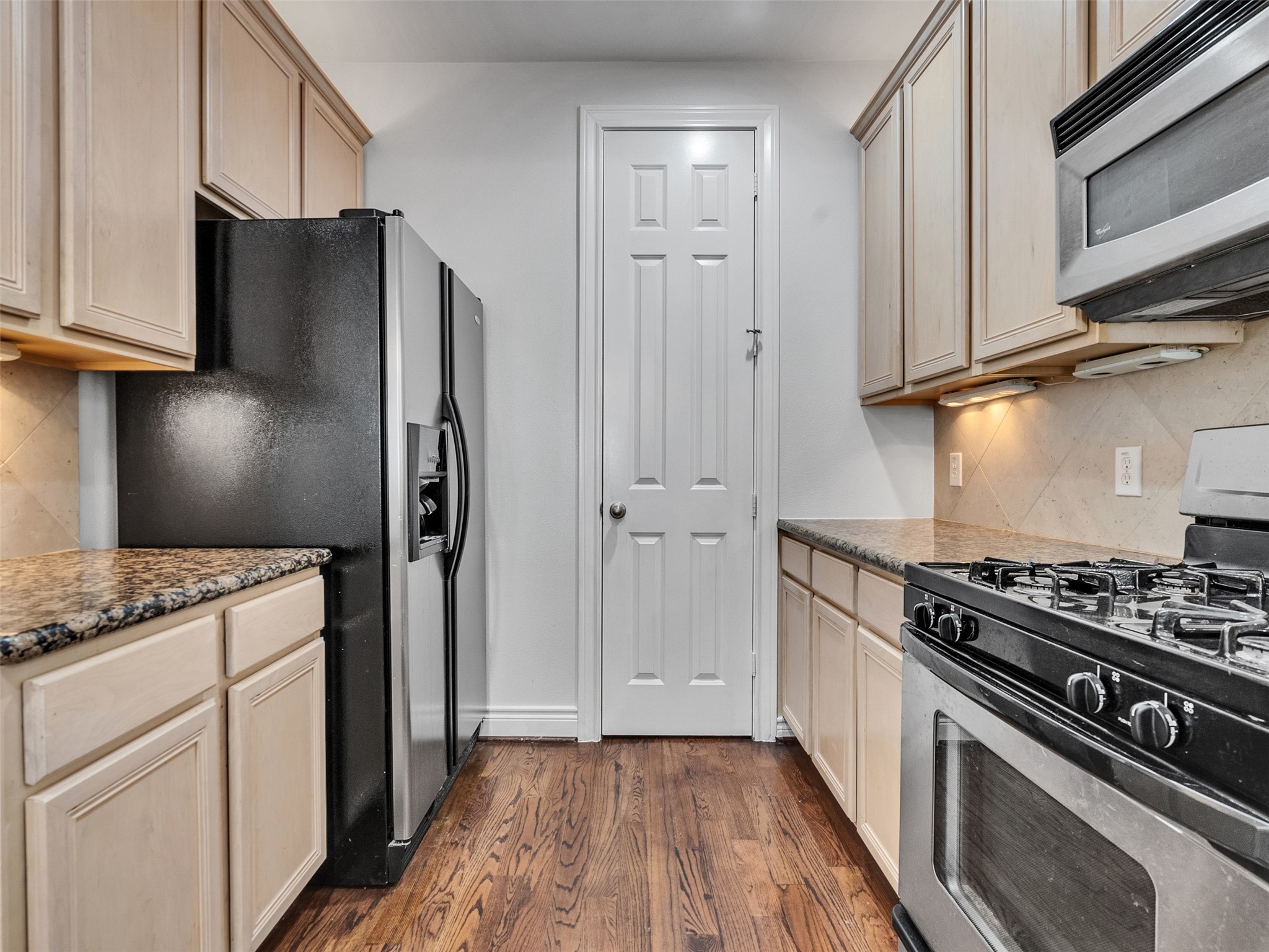 5976 Kansas Street Houston, TX 77007 - Photo 20 of 41