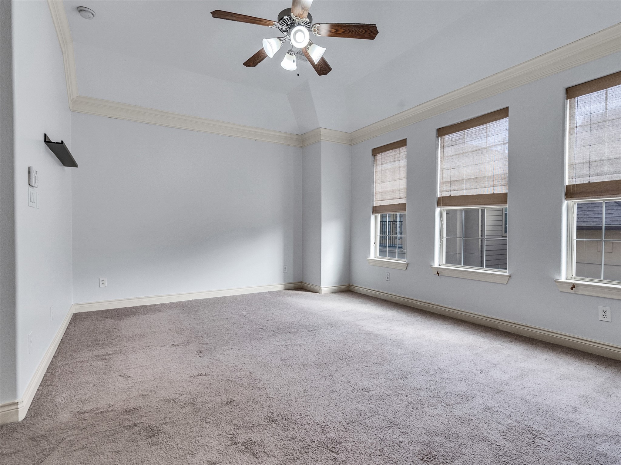 5976 Kansas Street Houston, TX 77007 - Photo 24 of 41