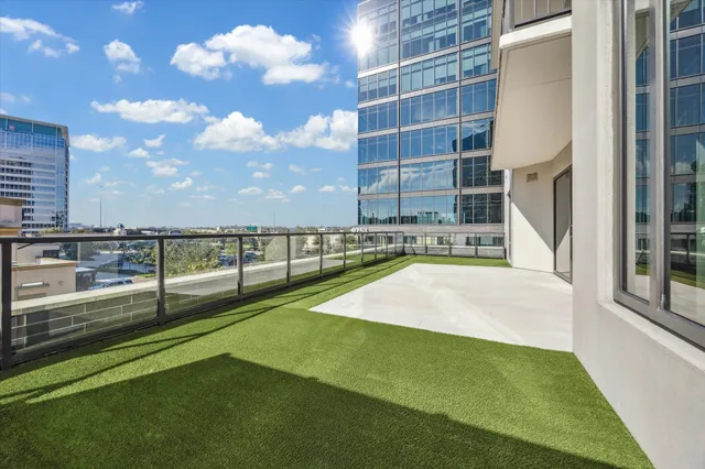 $4,376 | 9757 Katy Freeway, Unit 321, Houston, TX 77024