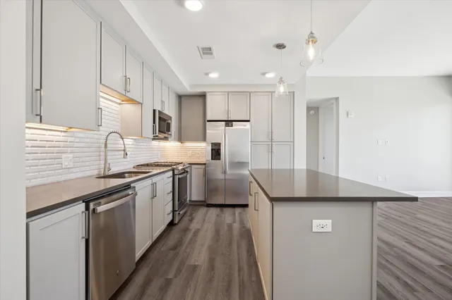 $4,376 | 9757 Katy Freeway, Unit 321, Houston, TX 77024