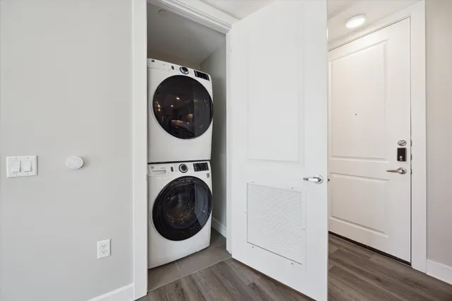 $4,376 | 9757 Katy Freeway, Unit 321, Houston, TX 77024