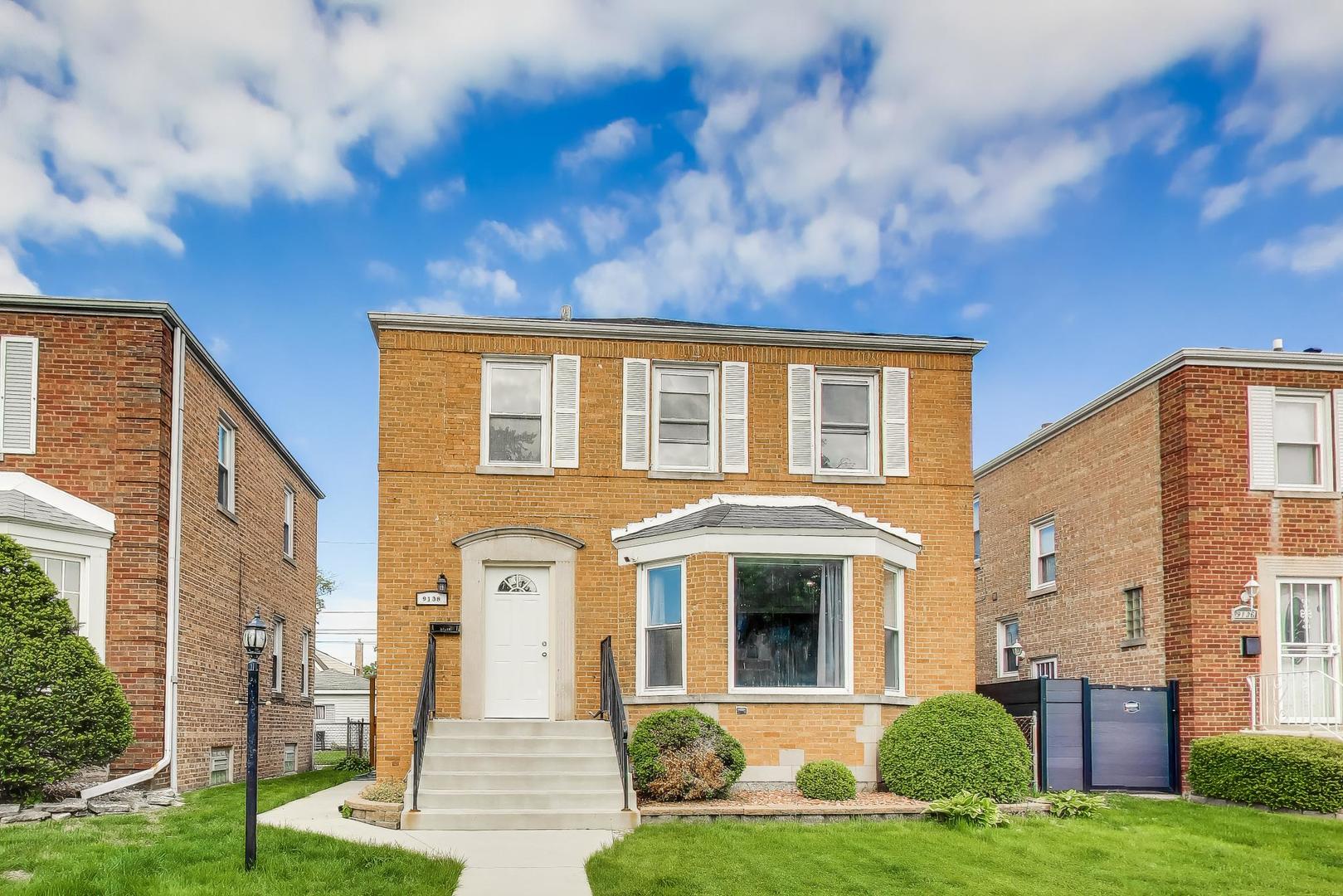 9138 South Carpenter Street Chicago, IL 60620 - Photo 1 of 36