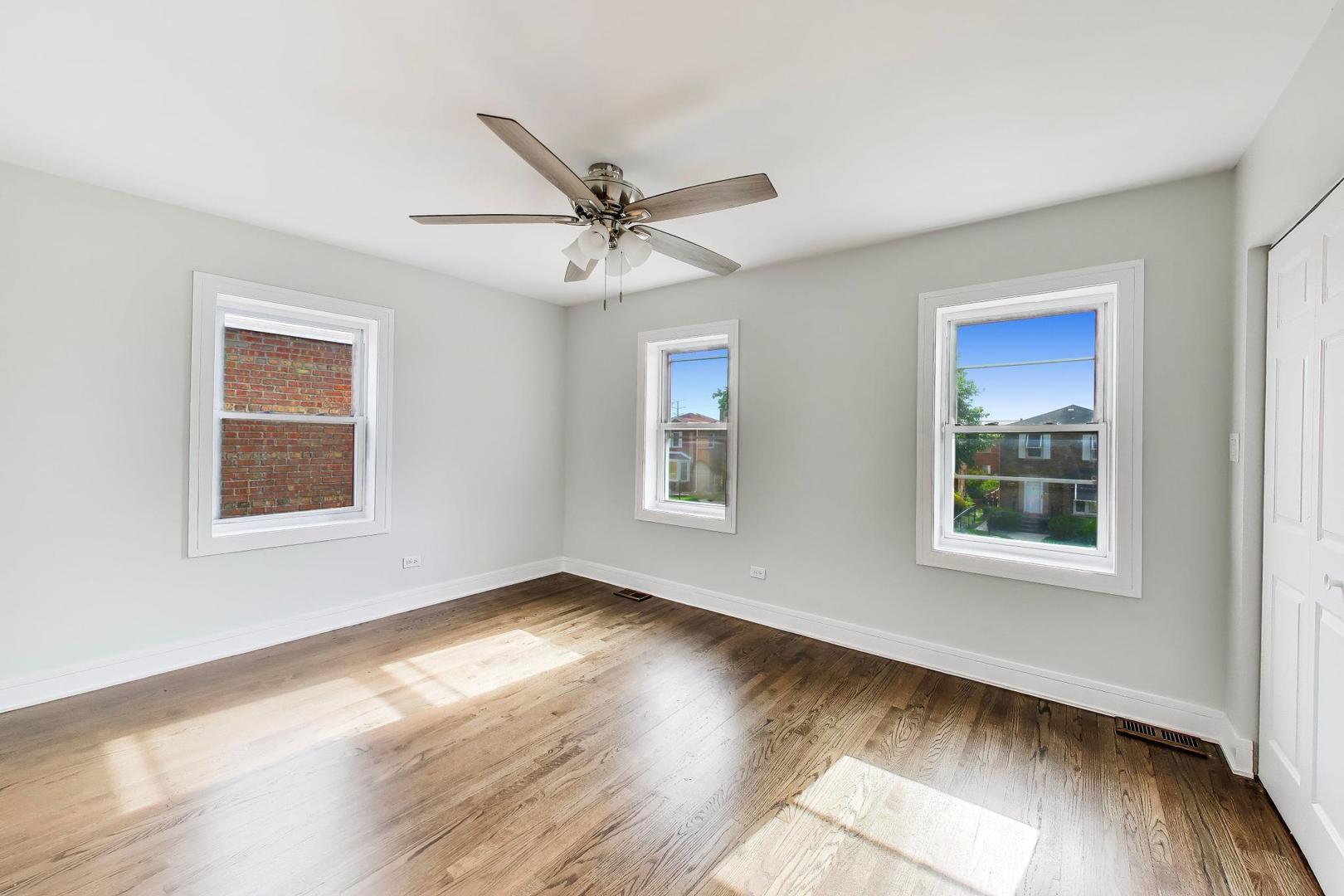 9138 South Carpenter Street Chicago, IL 60620 - Photo 20 of 36