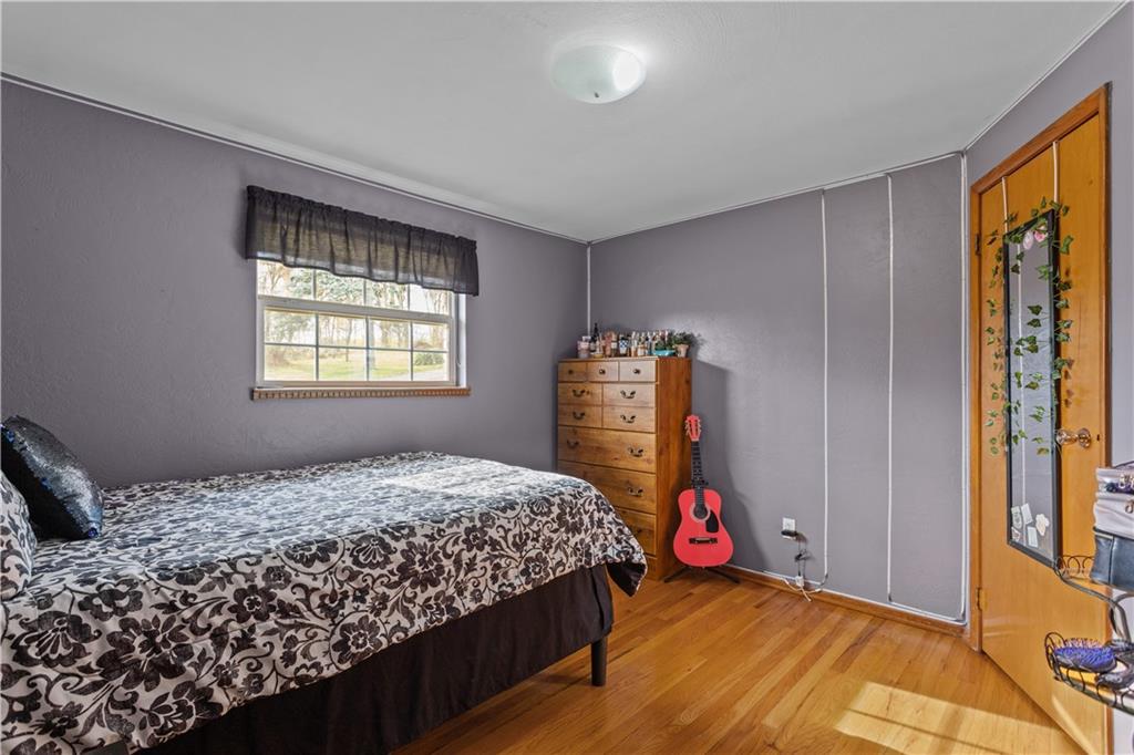 90 Davis Road Coraopolis, PA 15108 - Photo 15 of 29 a bedroom with a bed and dresser