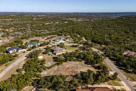 $575,000 | 736 Covered Bridge Drive, Driftwood, TX 78619