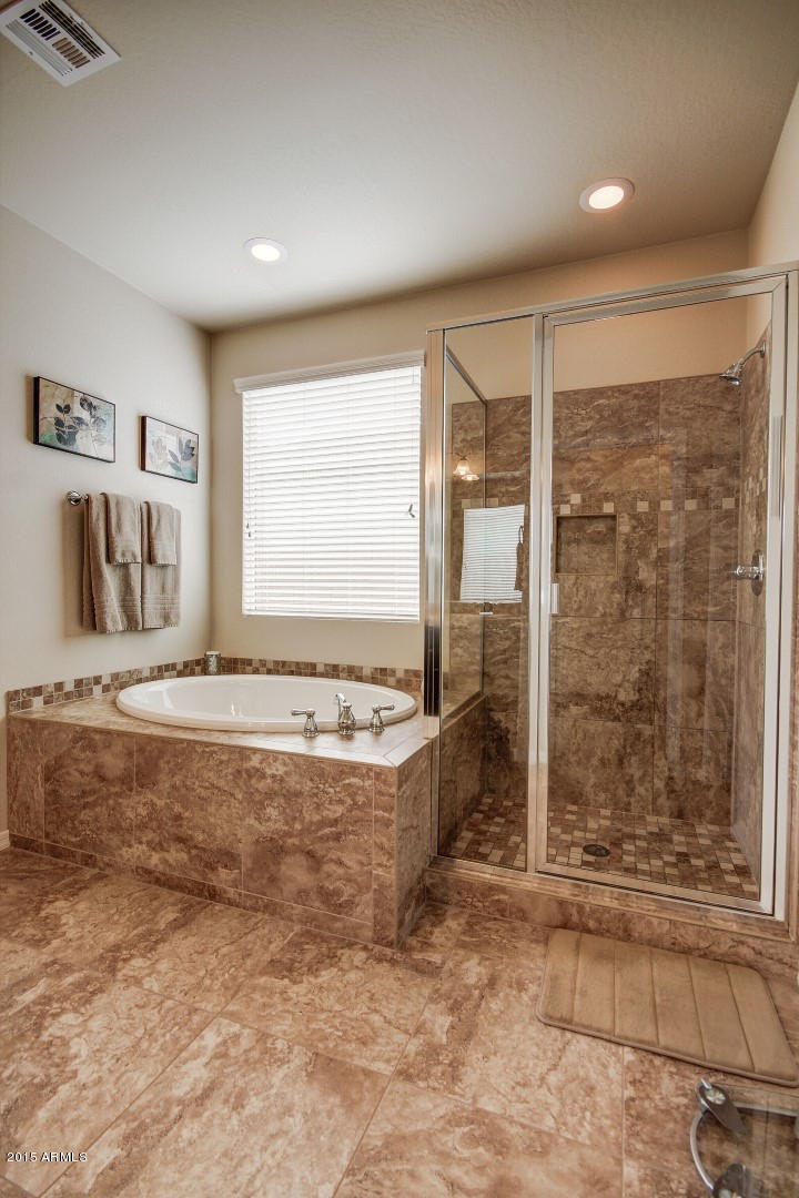2522 North Riley Road Buckeye, AZ 85396 - Photo 27 of 35 Master Bathroom