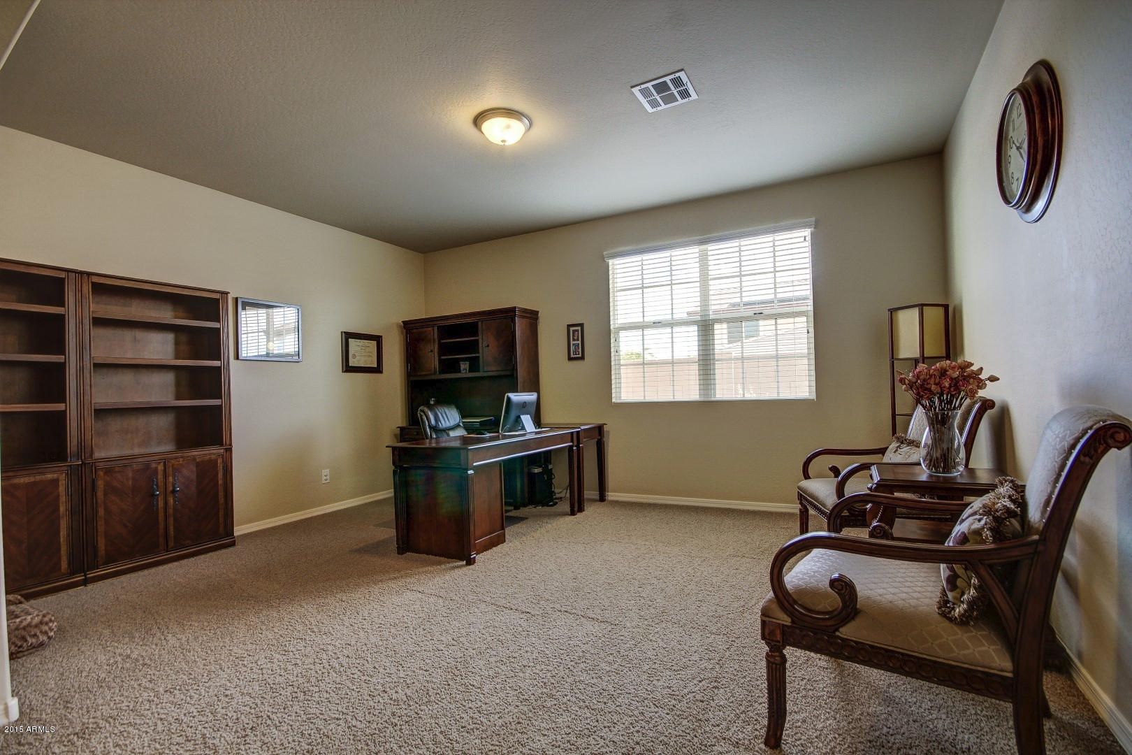 2522 North Riley Road Buckeye, AZ 85396 - Photo 4 of 35 Living room