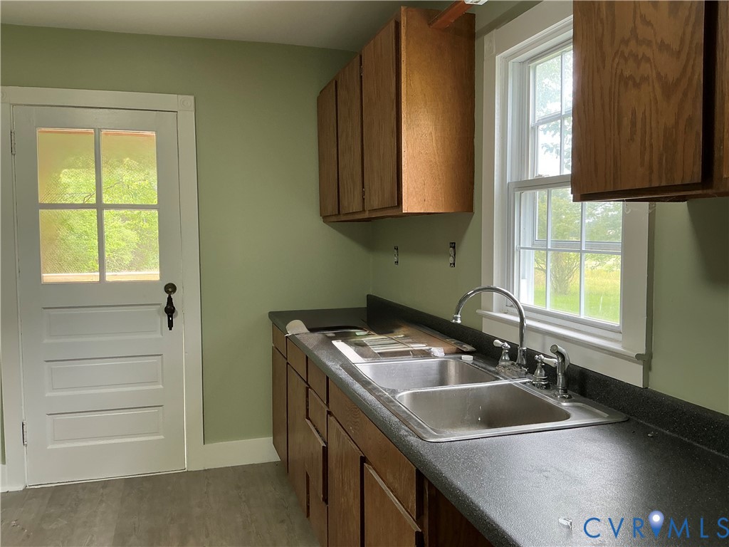 15618 Cross County Road Mineral, VA 23117 - Photo 16 of 31