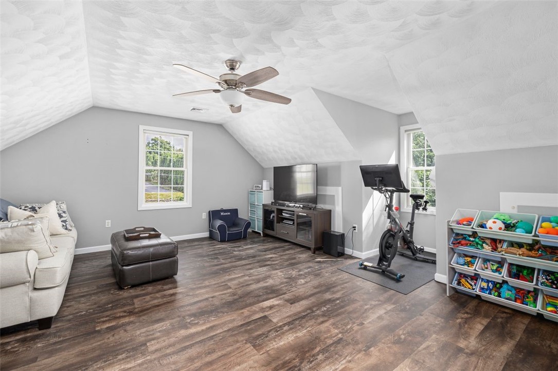48 Angell Road Cumberland, RI 02864 - Photo 24 of 39
