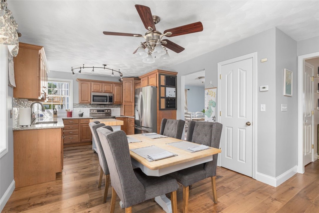 48 Angell Road Cumberland, RI 02864 - Photo 8 of 39