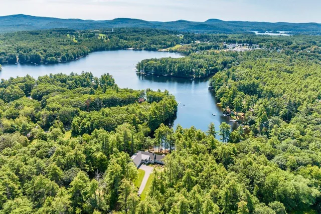 $3,498,000 | 79 River Street, Wolfeboro, NH 03894