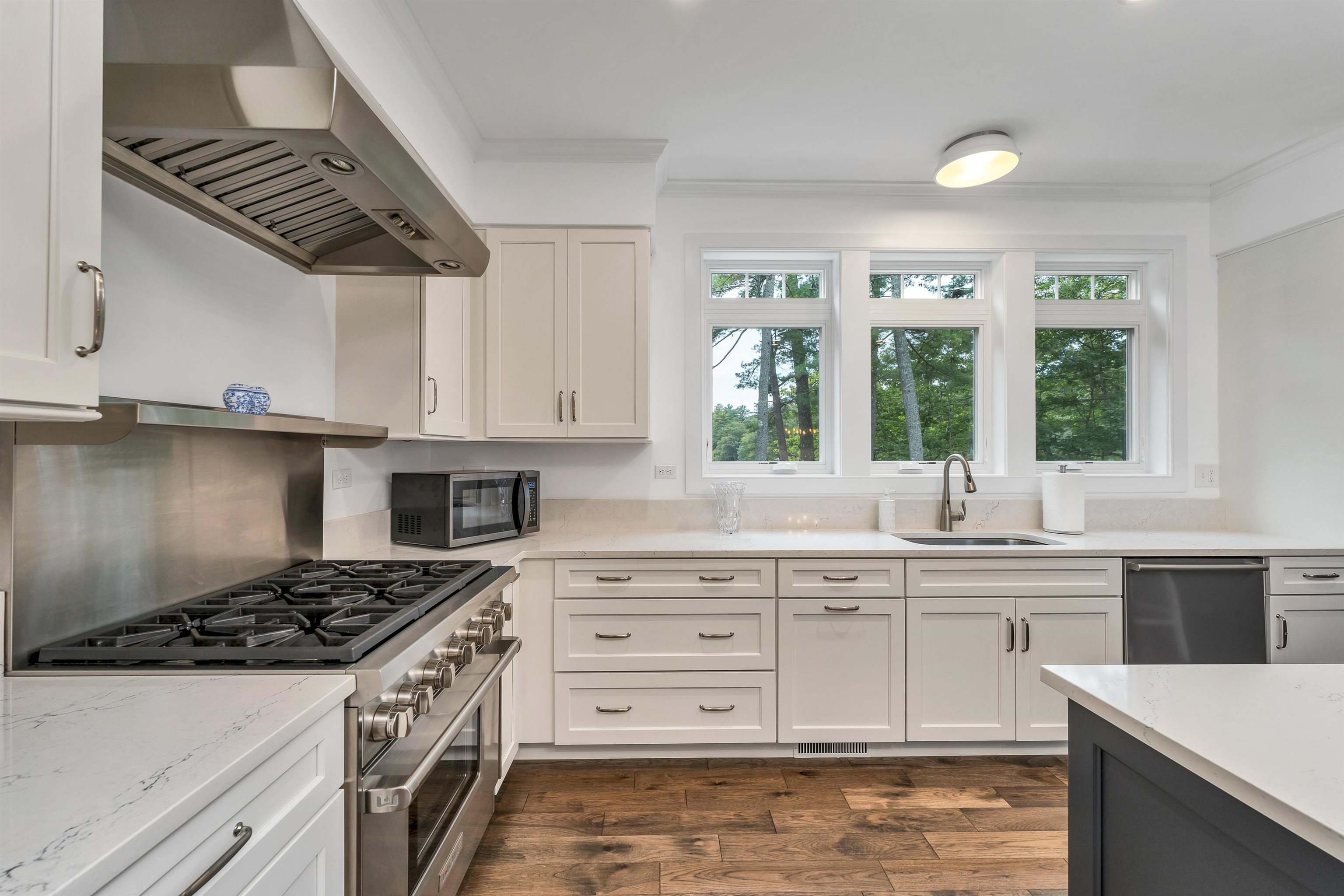 79 River Street Wolfeboro, NH 03894 - Photo 16 of 58