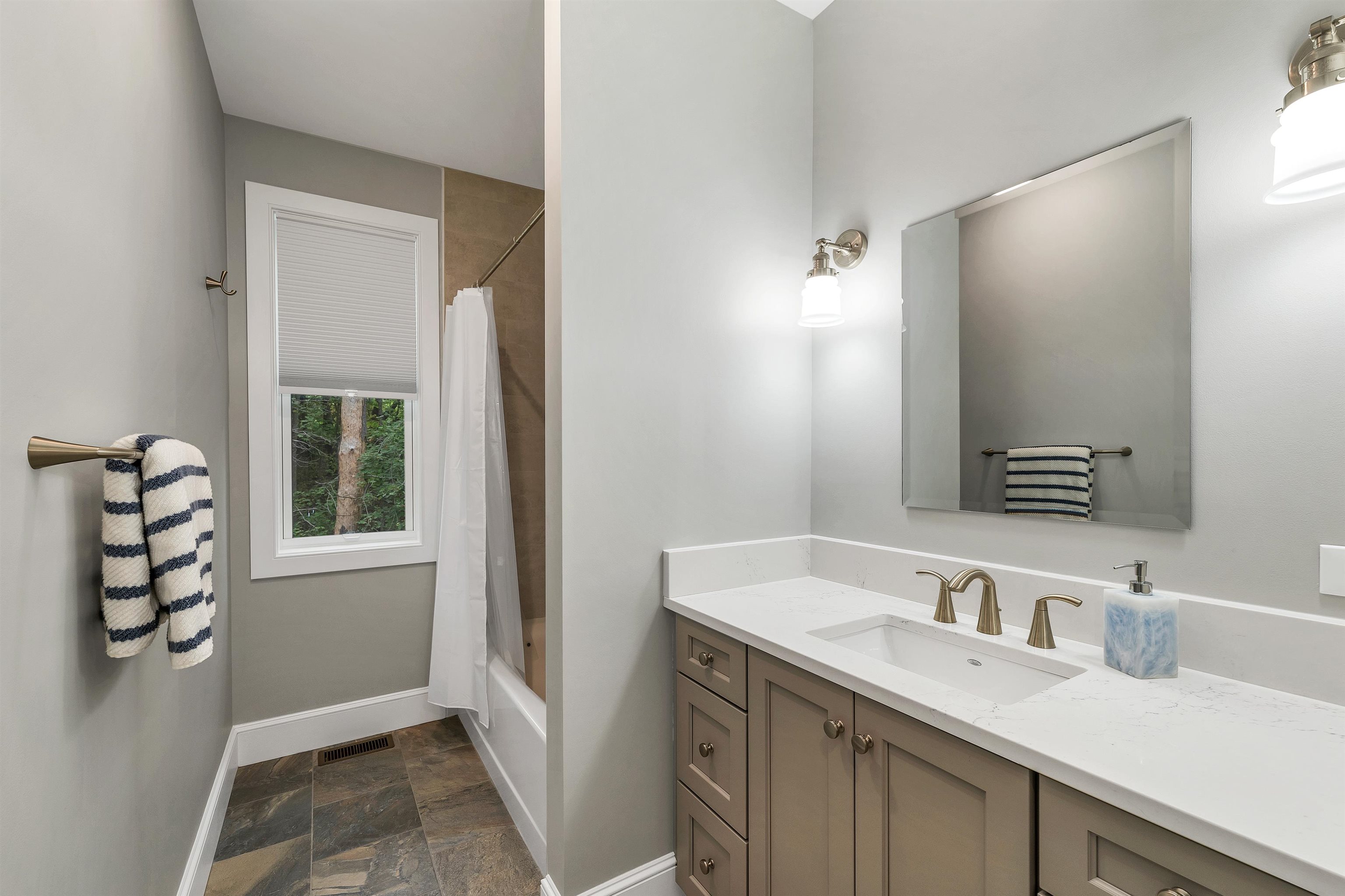 79 River Street Wolfeboro, NH 03894 - Photo 27 of 58