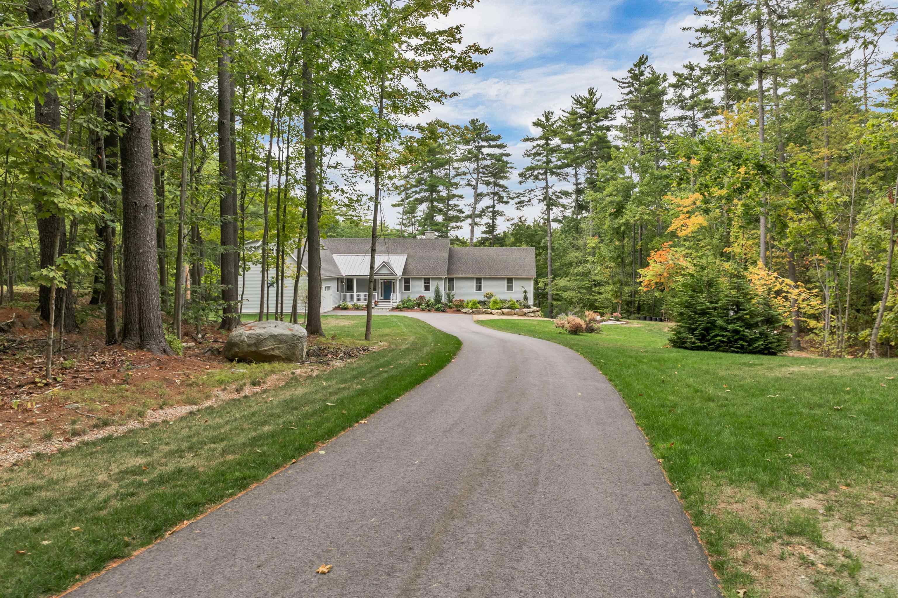 79 River Street Wolfeboro, NH 03894 - Photo 3 of 58