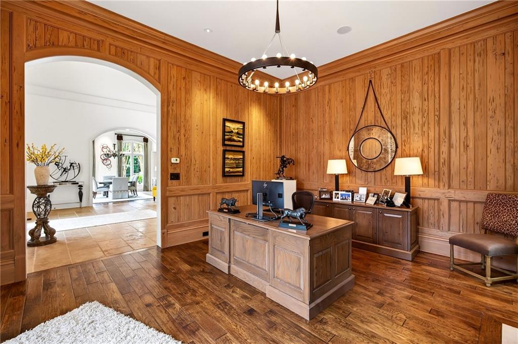 5148 Powers Ferry Road Northwest Sandy Springs, GA 30327 - Photo 14 of 63