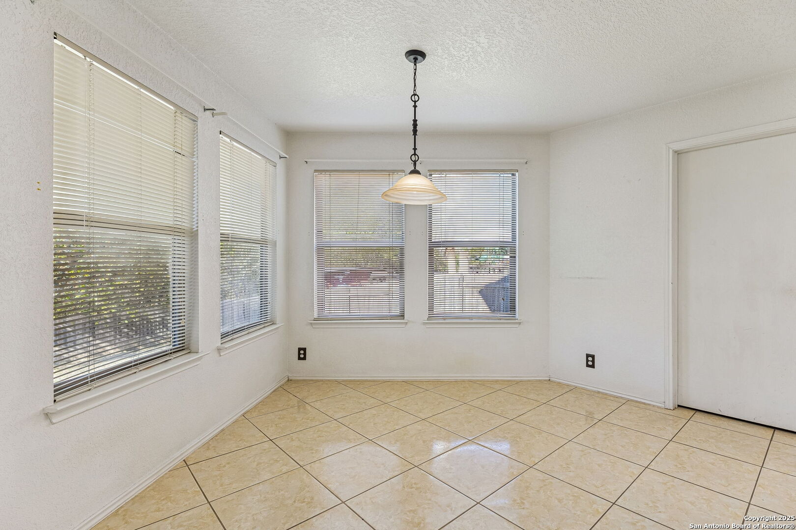 419 Talon Ridge San Antonio, TX 78253 - Photo 34 of 46