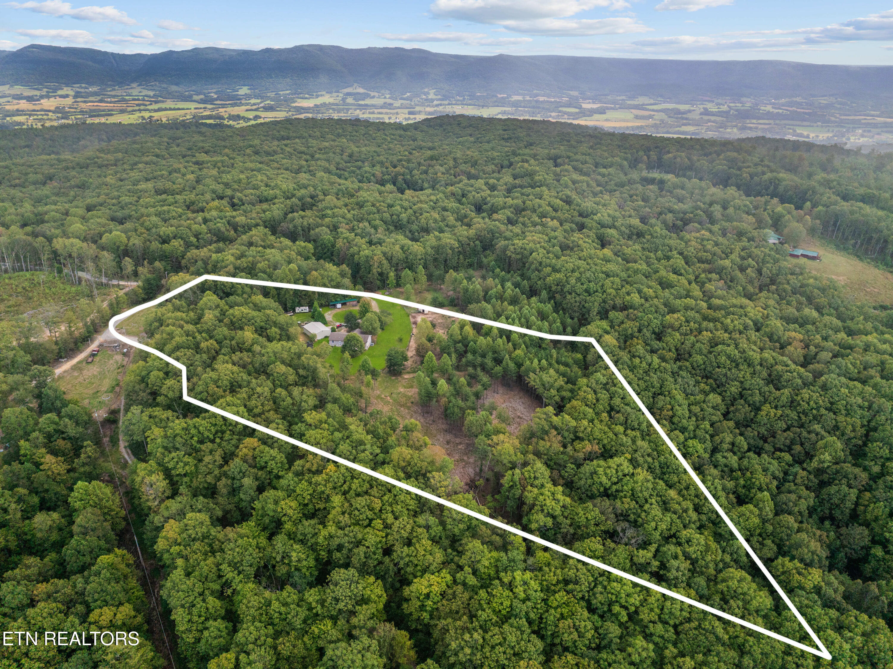 1301 Valley View Road Crossville, TN 38572 - Photo 2 of 60 Valley View Rd Lot Line