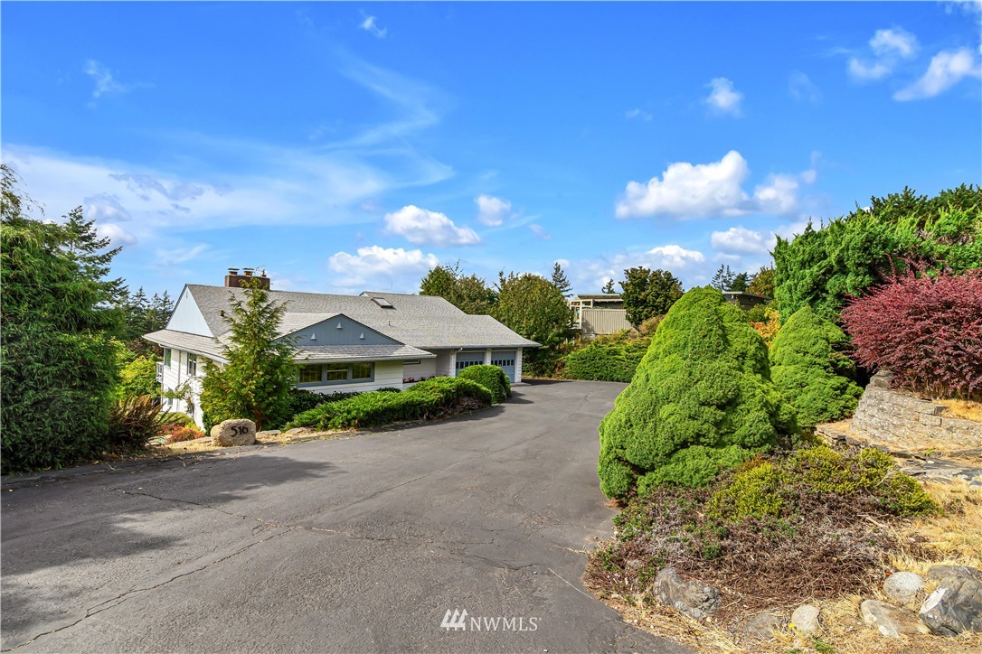 516 Fieldston Road Bellingham, WA 98225 - Photo 2 of 34