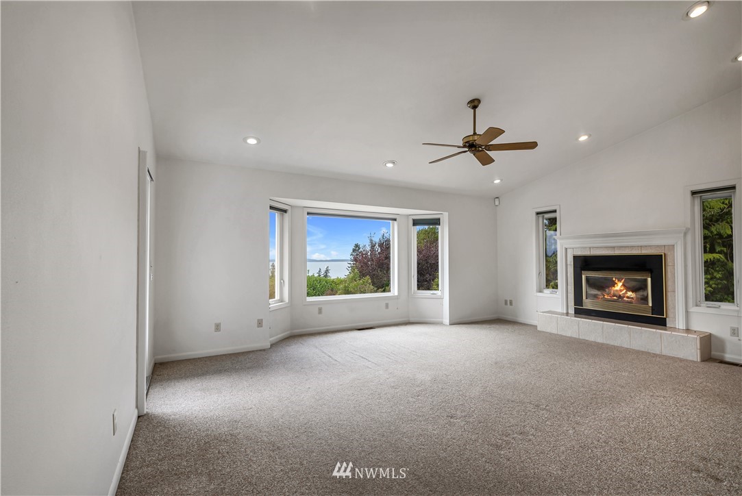 516 Fieldston Road Bellingham, WA 98225 - Photo 10 of 34