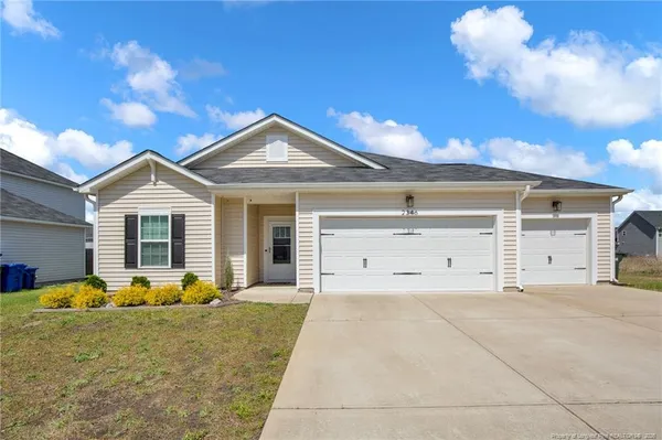 $2,200 | 2346 Spinning Wheel Road, Fayetteville, NC 28306