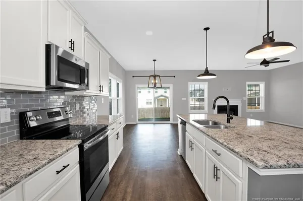 $2,200 | 2346 Spinning Wheel Road, Fayetteville, NC 28306