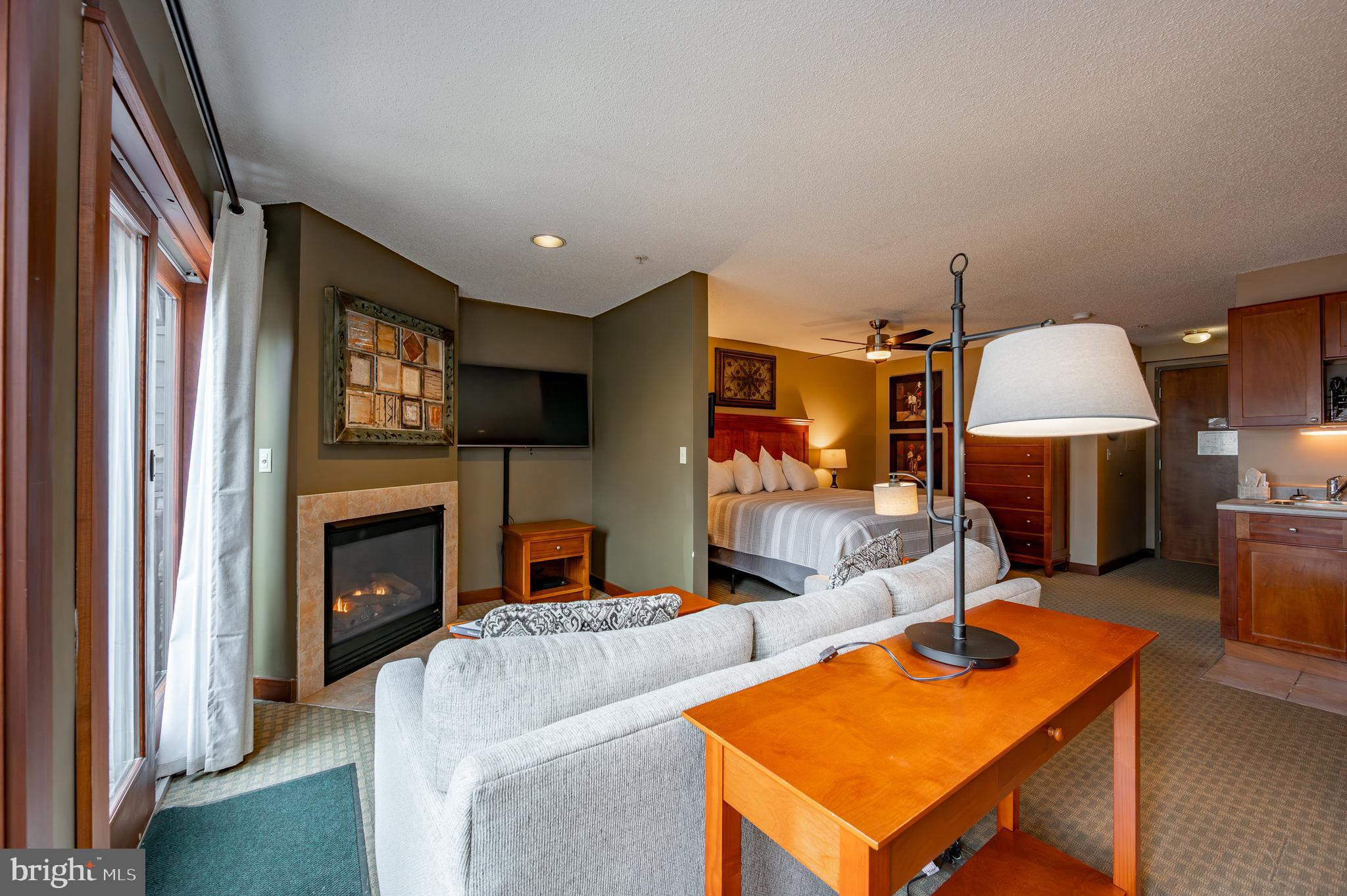 565 Glendale Road, Unit 125 Oakland, MD 21550 - Photo 4 of 55