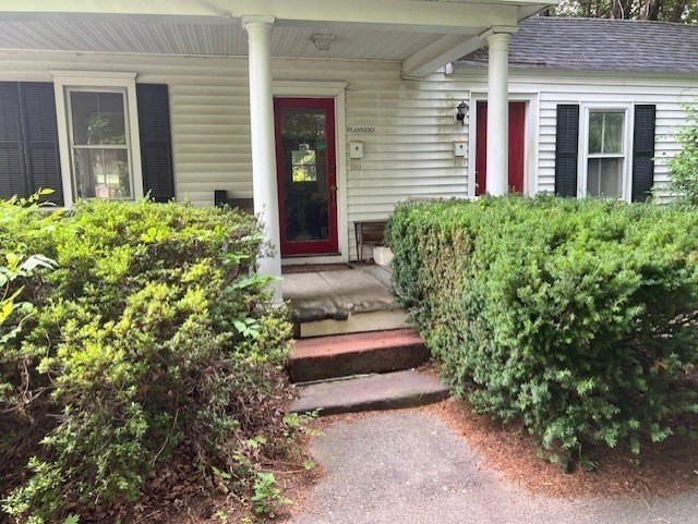 3 Springfield Street Wilbraham, MA 01095 - Photo 2 of 16