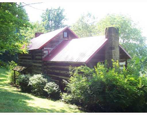 Bluff Ridge Road Jefferson, PA 15370 - Photo 2 of 2 Exterior Back.