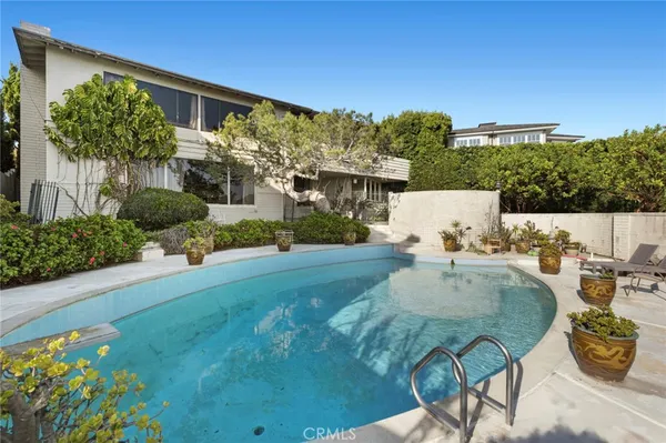 $5,495,000 | 101 Kings Place, Newport Beach, CA 92663
