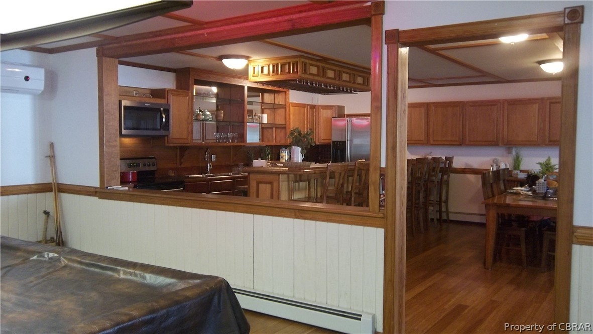 705 Greys Point Road Topping, VA 23169 - Photo 24 of 46 main kitchen