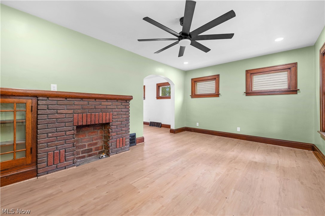 4418 Broadale Road Cleveland, OH 44109 - Photo 2 of 27