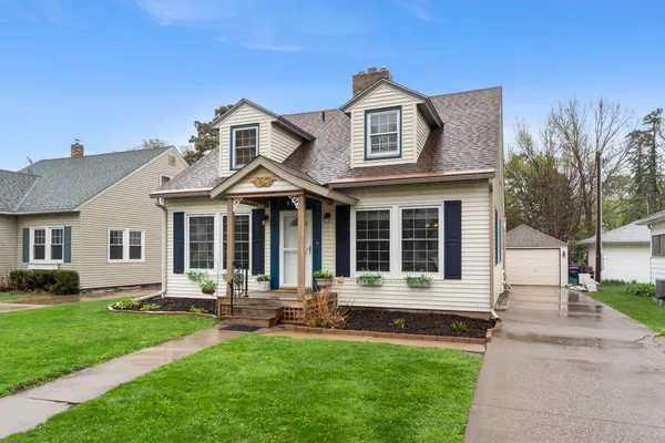 $359,900 | 1708 West 5th Street, Red Wing, MN 55066