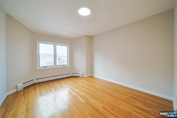 $4,300 | 2432 3rd Street, Unit B, Fort Lee, NJ 07024