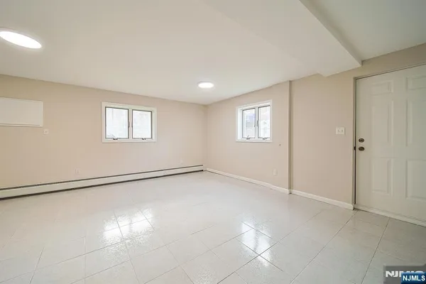 $4,300 | 2432 3rd Street, Unit B, Fort Lee, NJ 07024