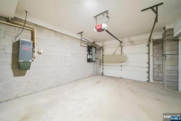$4,300 | 2432 3rd Street, Unit B, Fort Lee, NJ 07024