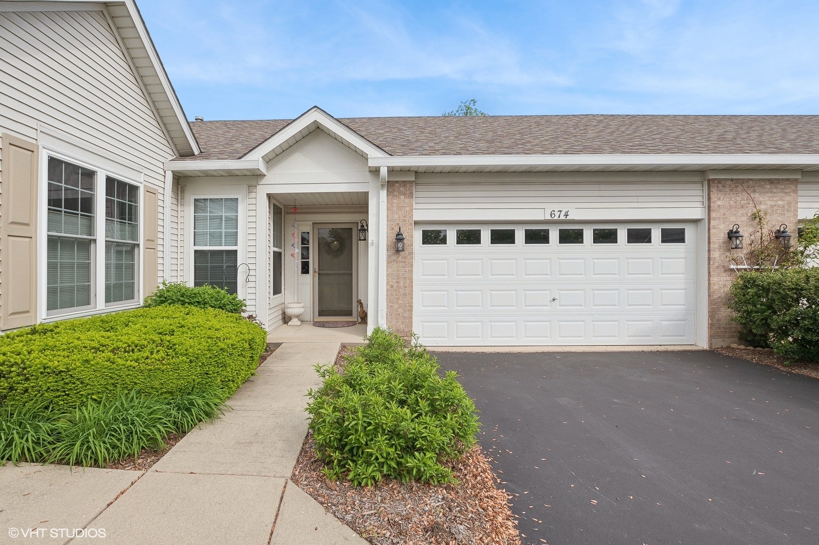 674 Cadillac Circle Romeoville, IL 60446 - Photo 1 of 18 Gallery Image 1