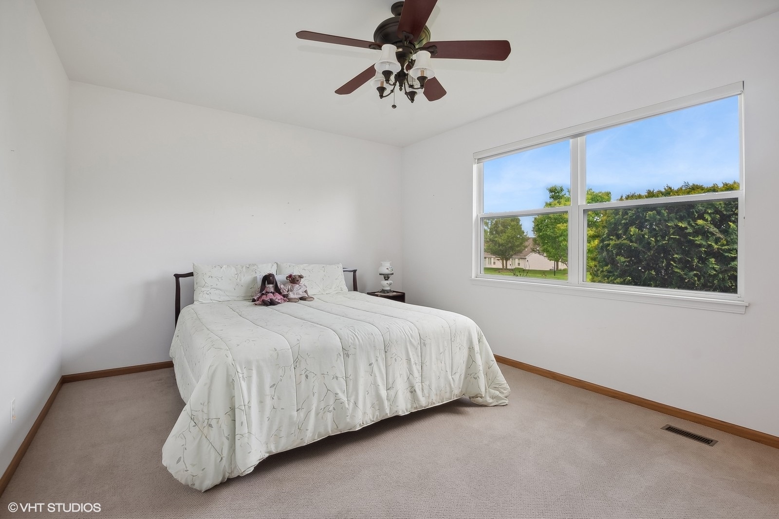 674 Cadillac Circle Romeoville, IL 60446 - Photo 11 of 18 Gallery Image 11