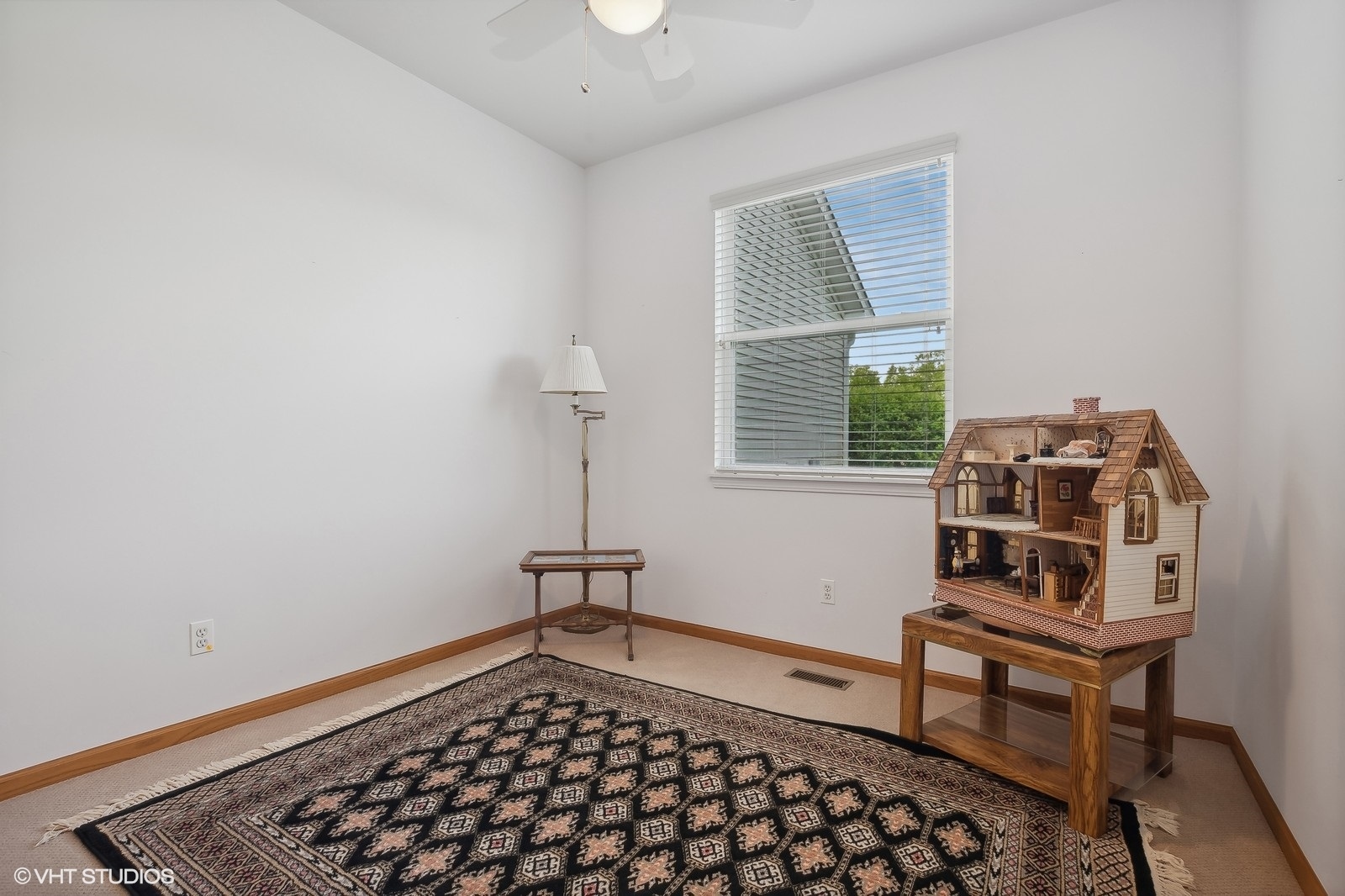 674 Cadillac Circle Romeoville, IL 60446 - Photo 13 of 18 Gallery Image 13