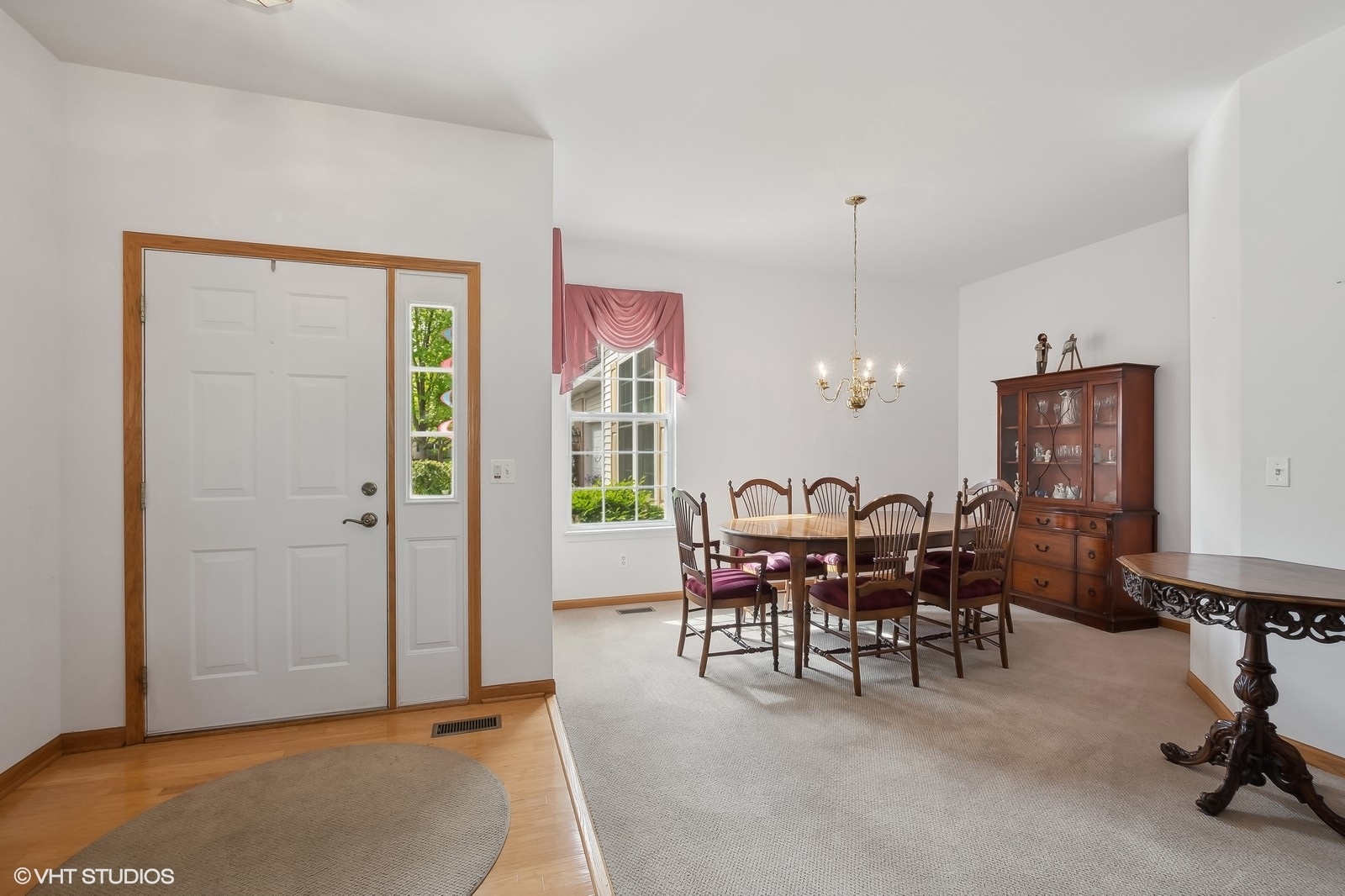 674 Cadillac Circle Romeoville, IL 60446 - Photo 2 of 18 Gallery Image 2