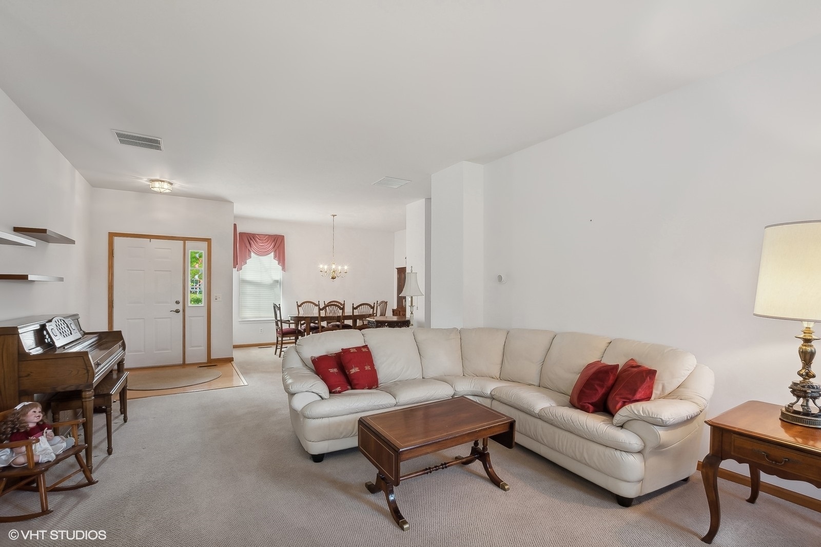 674 Cadillac Circle Romeoville, IL 60446 - Photo 5 of 18 Gallery Image 5