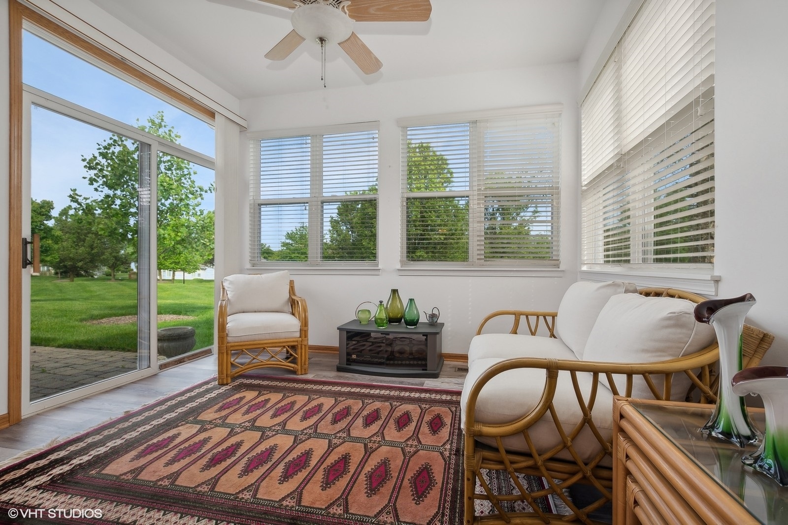 674 Cadillac Circle Romeoville, IL 60446 - Photo 9 of 18 Gallery Image 9