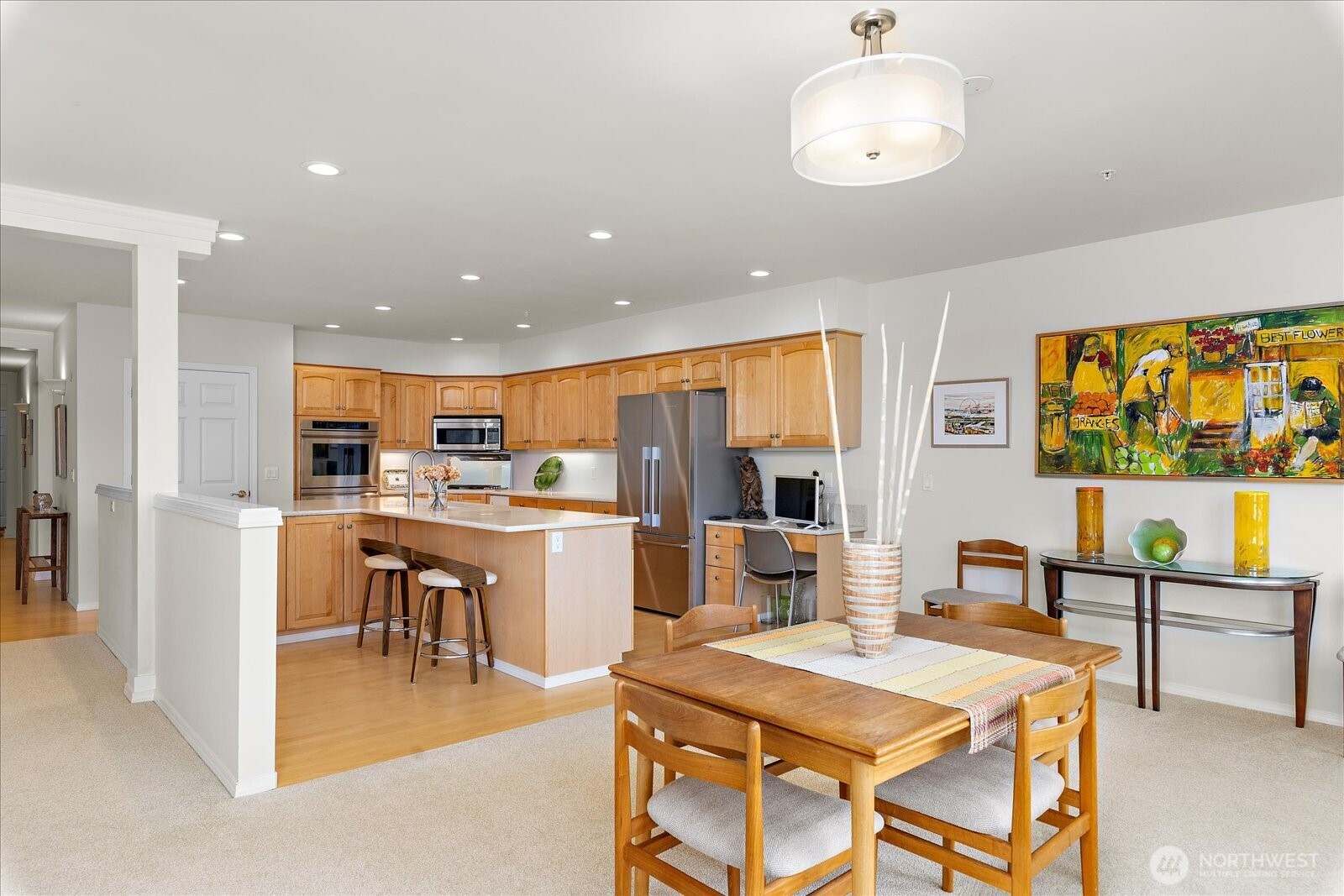 546 Walnut Street, Unit 201 Edmonds, WA 98020 - Photo 13 of 34